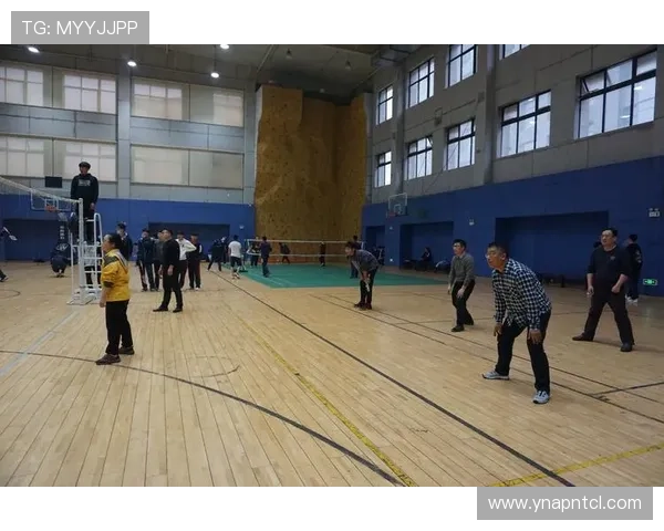 上海排球队在邀请赛中的意识表现分析与反思 上海排球队在邀请赛中的意识表现分析与反思